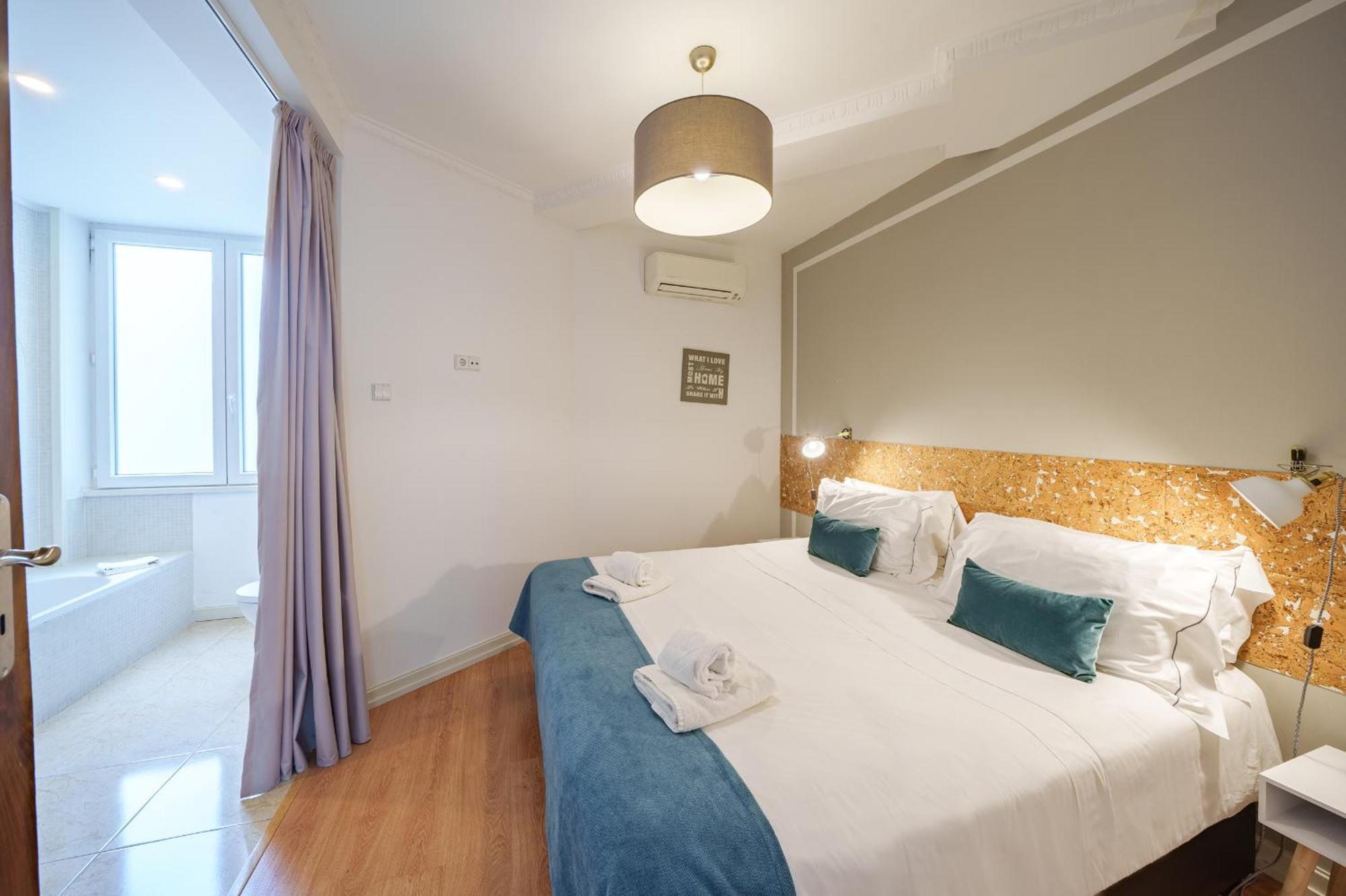 Feel Porto Downtown Apartments & Studios Δωμάτιο φωτογραφία